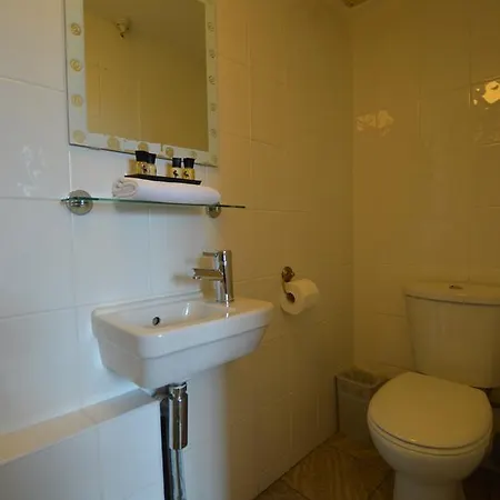 The Grey Walls 여관