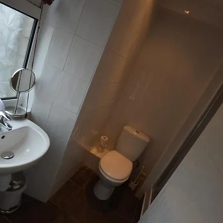 ザ グレー ウォールズ 4*